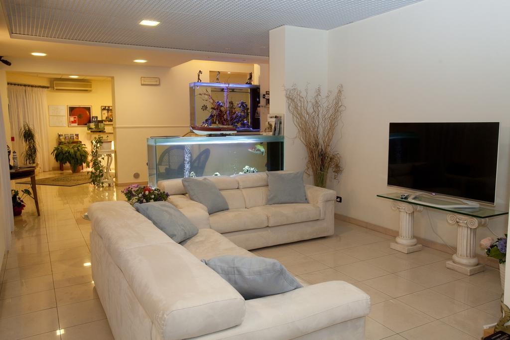 Hotel Il Gatto Rapallo Ngoại thất bức ảnh
